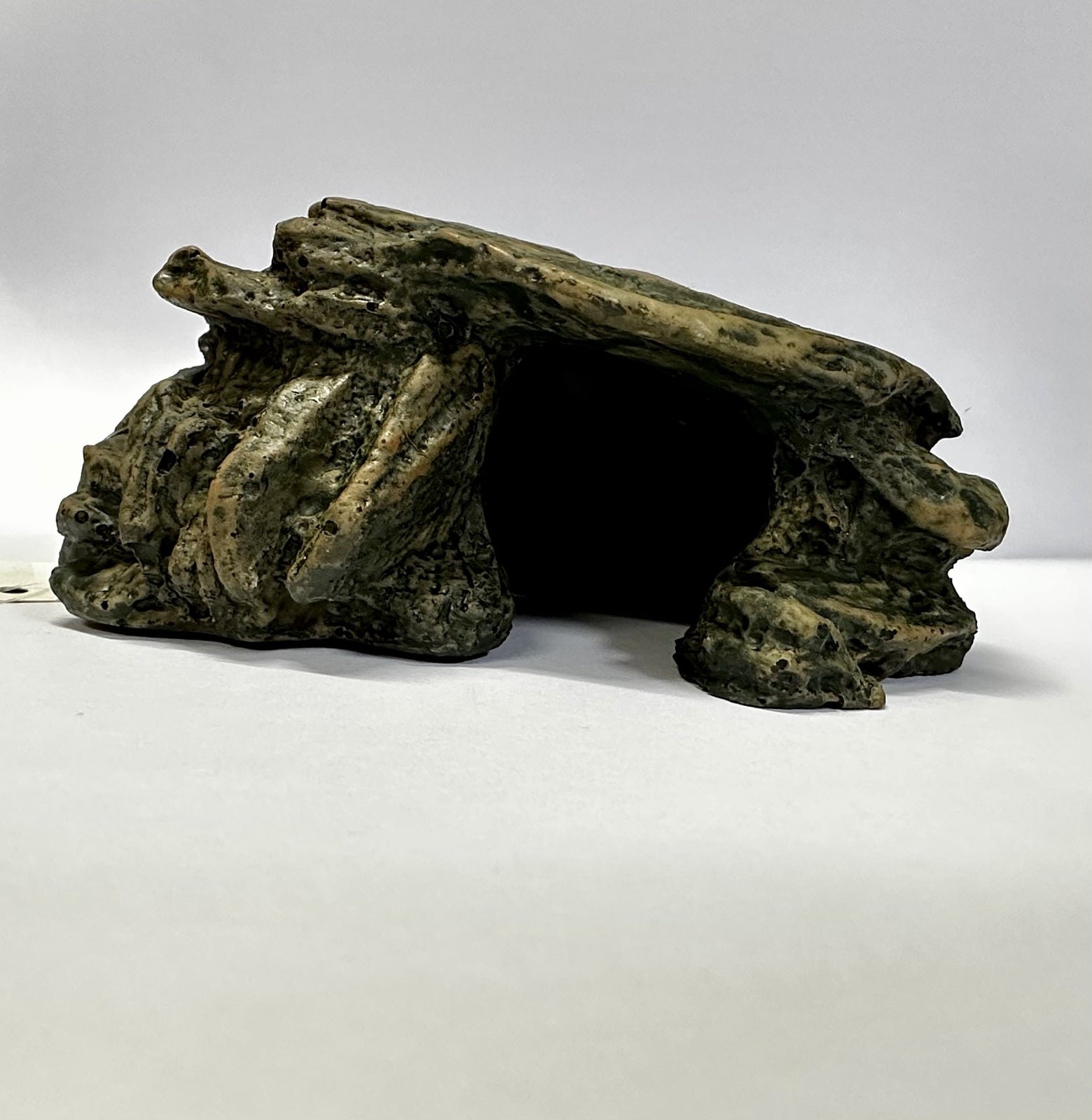 Brown Cave | Hide NS-5987