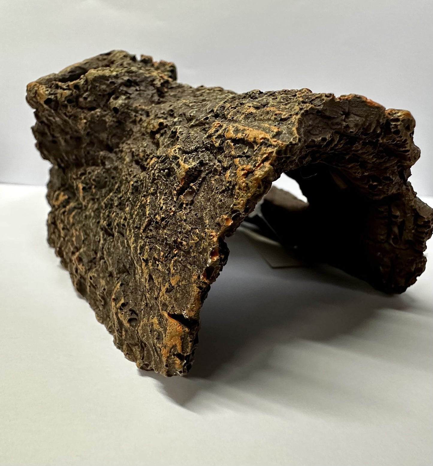 Medium Hollow Log Cave |