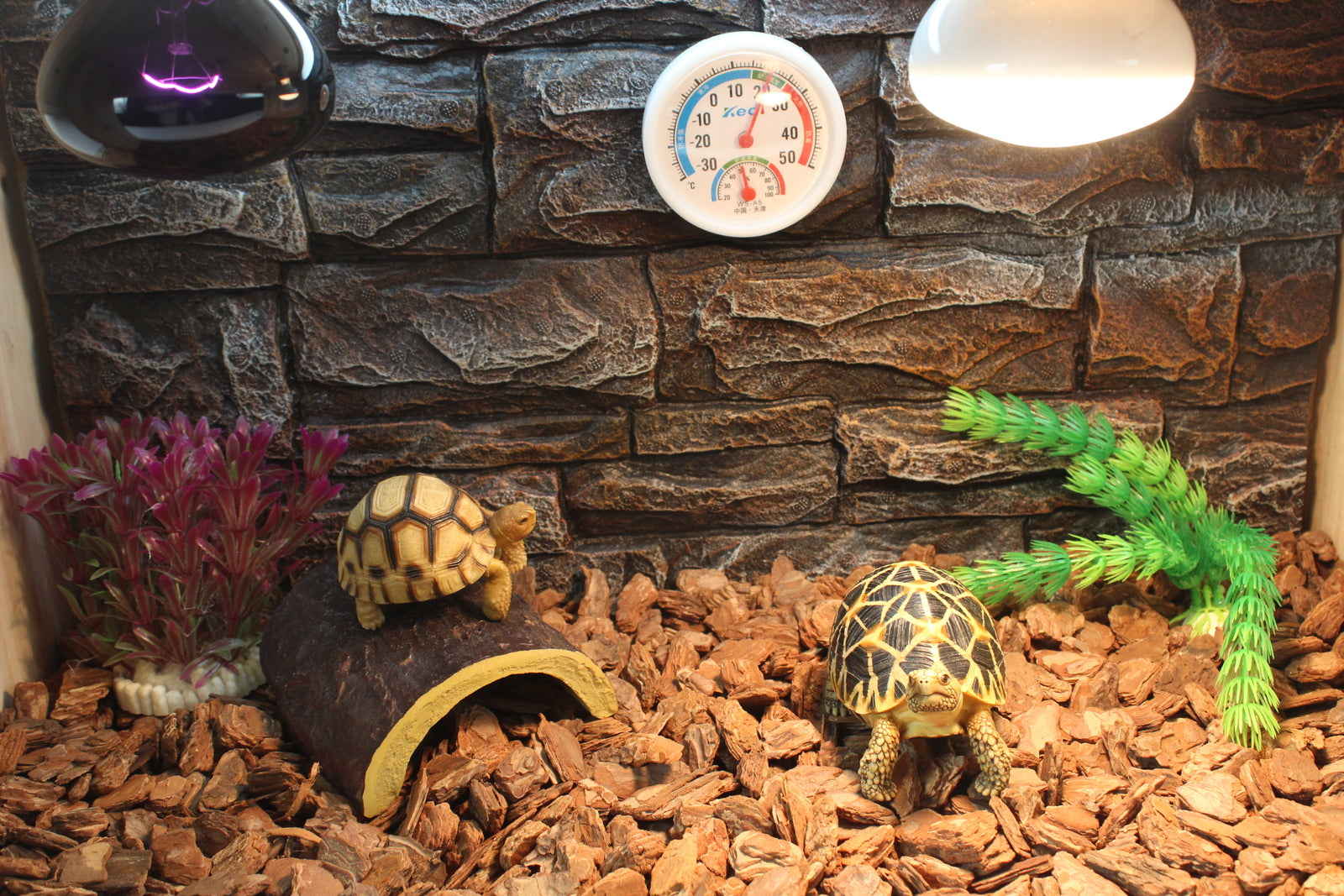 Short Dark Brown Log Hide | Reptile Resin Cave Log